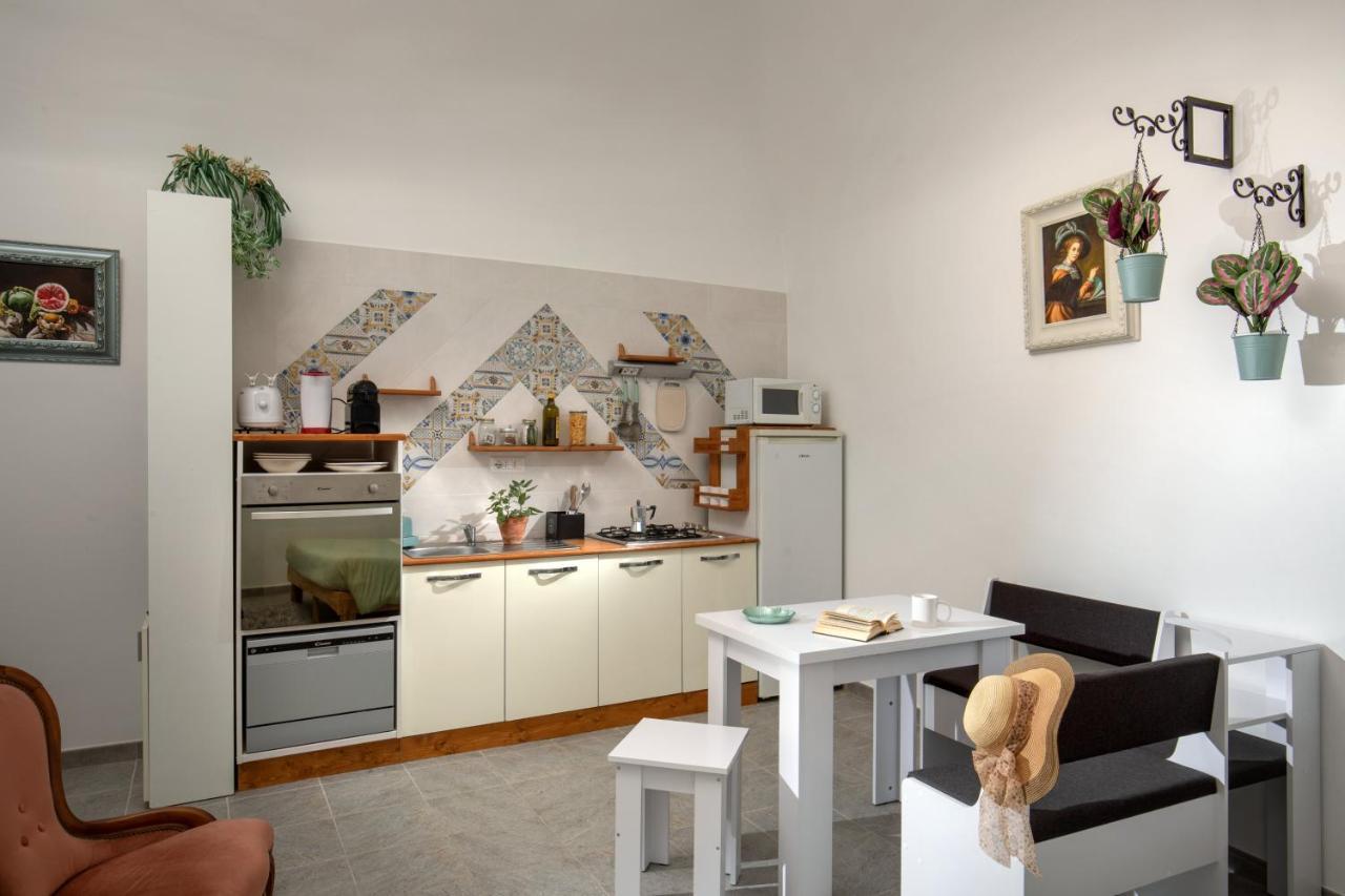 Centro E Spiaggia Ardesia Anguillara Sabazia Exteriör bild